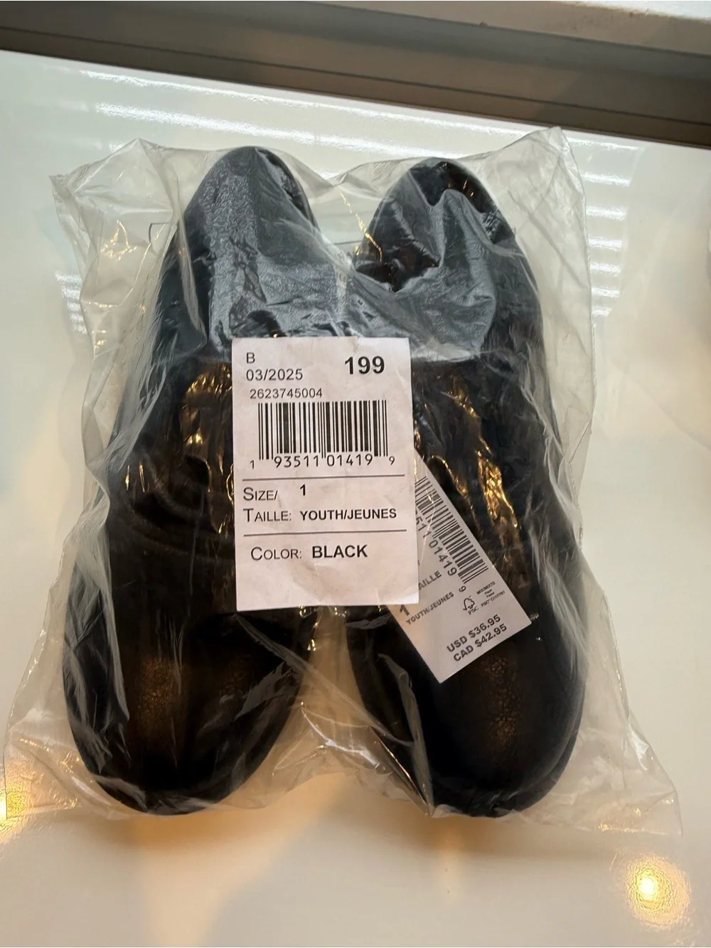 The Children's Place Boys' Black Lace Up Shoes New in Pack NWT